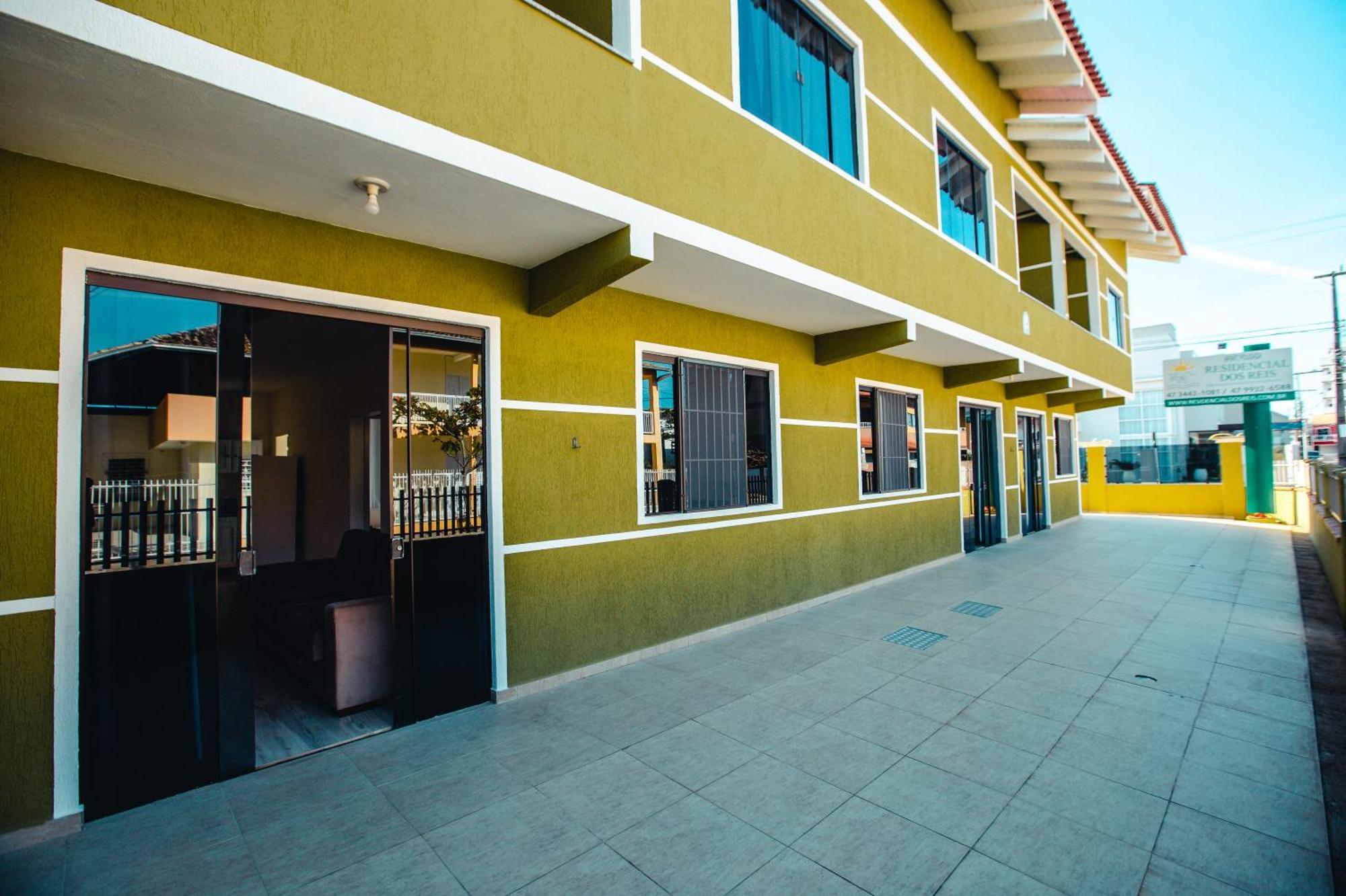 Apartpousada Residencial Dos Reis Sao Francisco do Sul Dış mekan fotoğraf